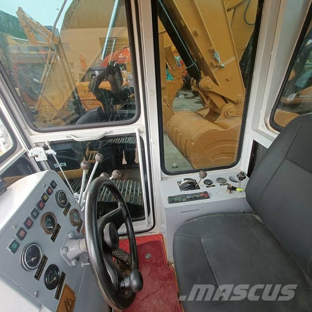 CAT 120 H Gréderek