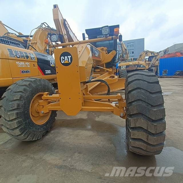 CAT 120 H Gréderek