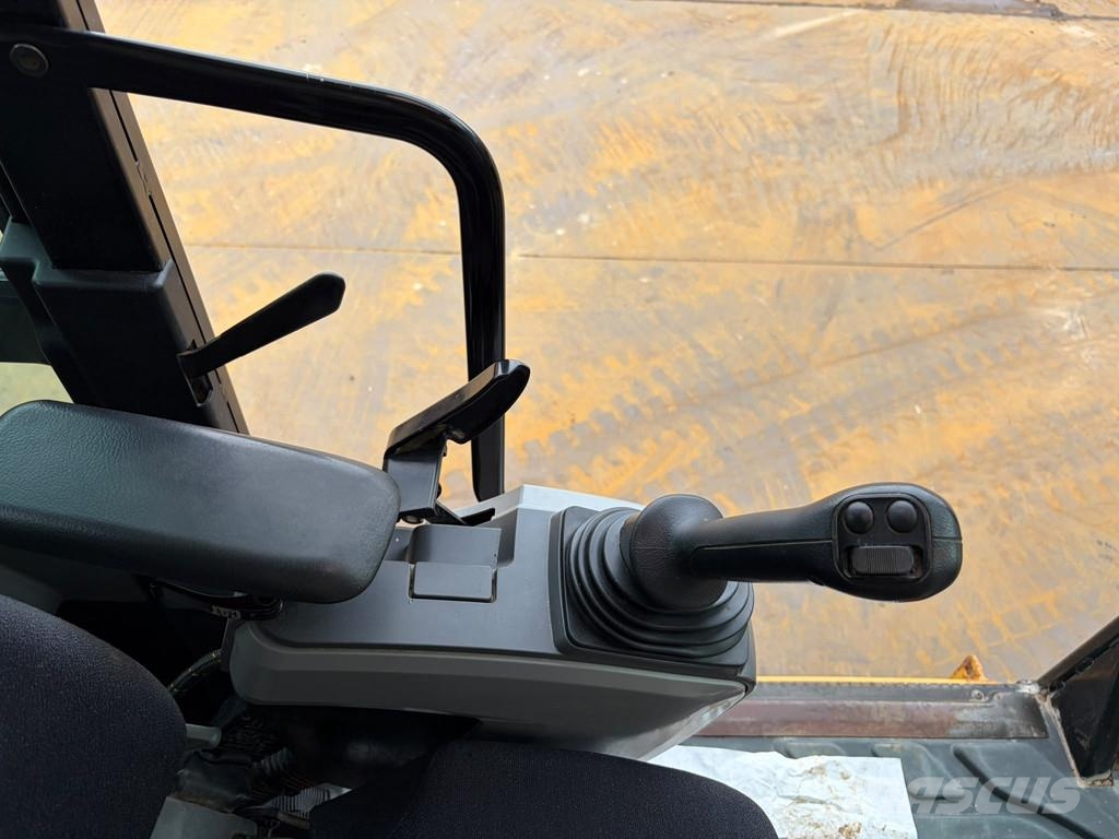 CAT 320FL Верижен екскаватор