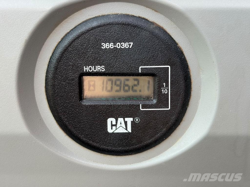 CAT 320FL Верижен екскаватор