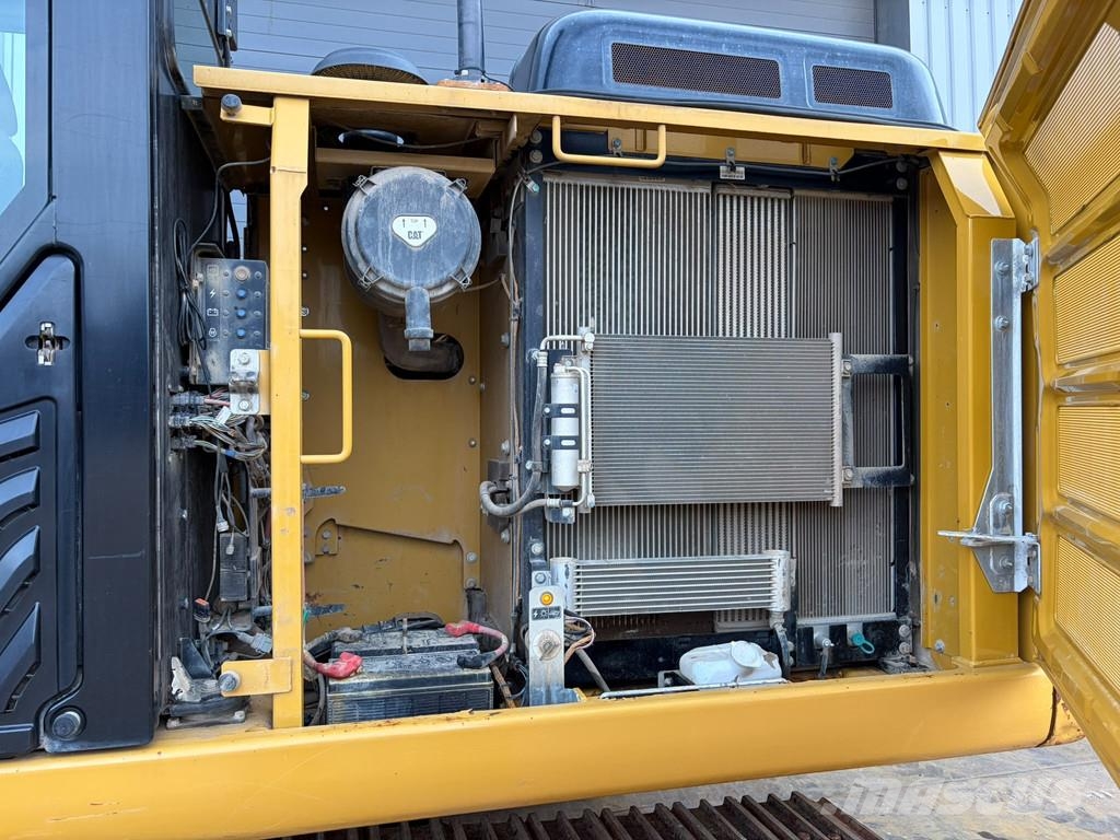 CAT 320FL Верижен екскаватор