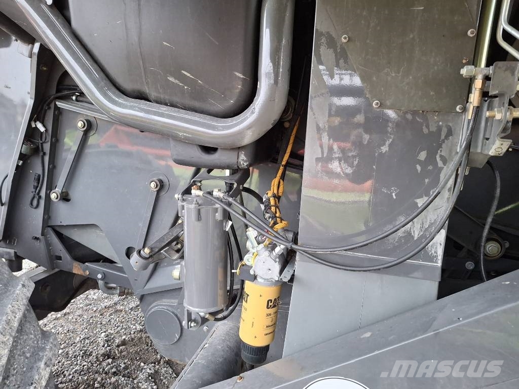 CLAAS Lexion 760 TT Θεριζοαλωνιστικές μηχανές