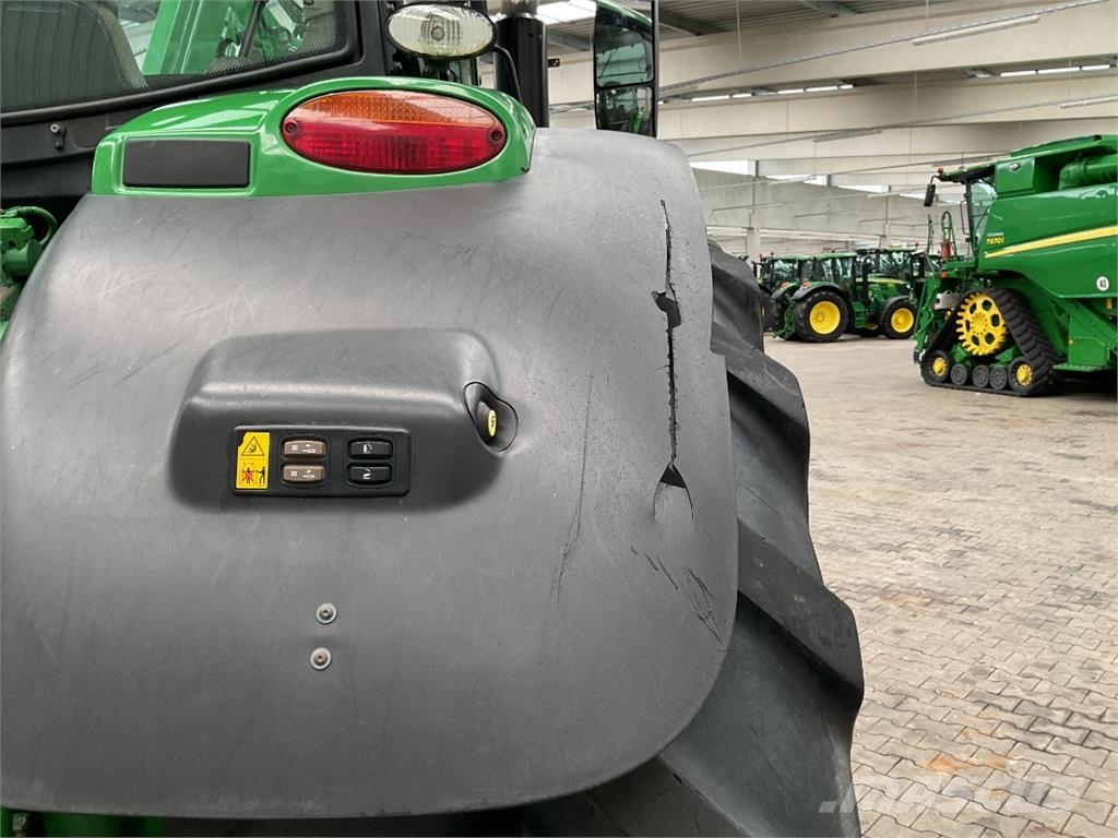 John Deere 6215R Tratores Agrícolas usados