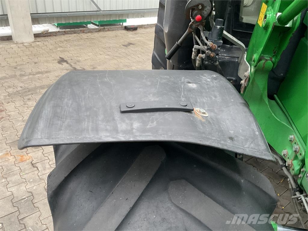 John Deere 6215R Tratores Agrícolas usados