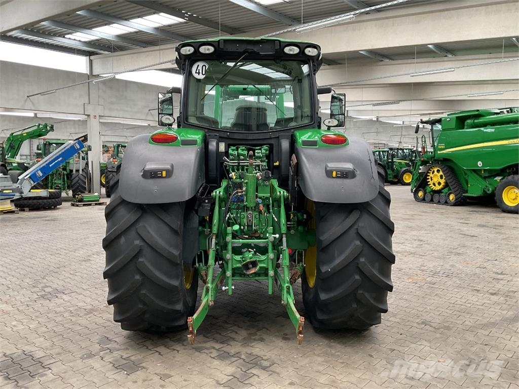 John Deere 6215R Tratores Agrícolas usados