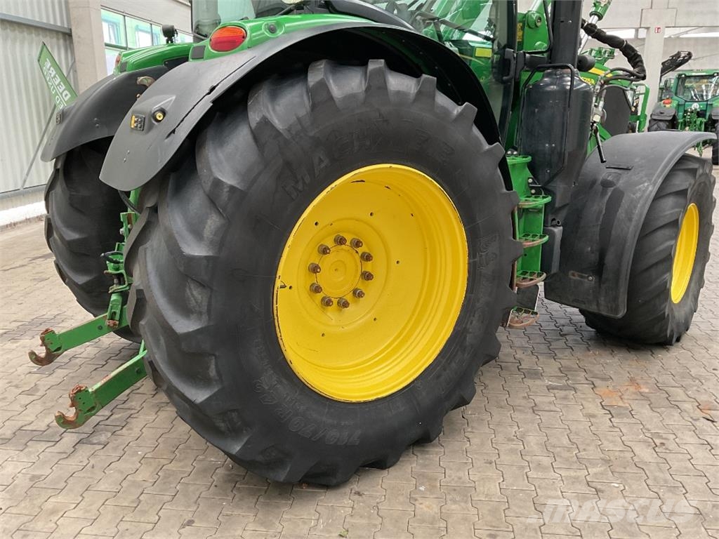 John Deere 6215R Tratores Agrícolas usados