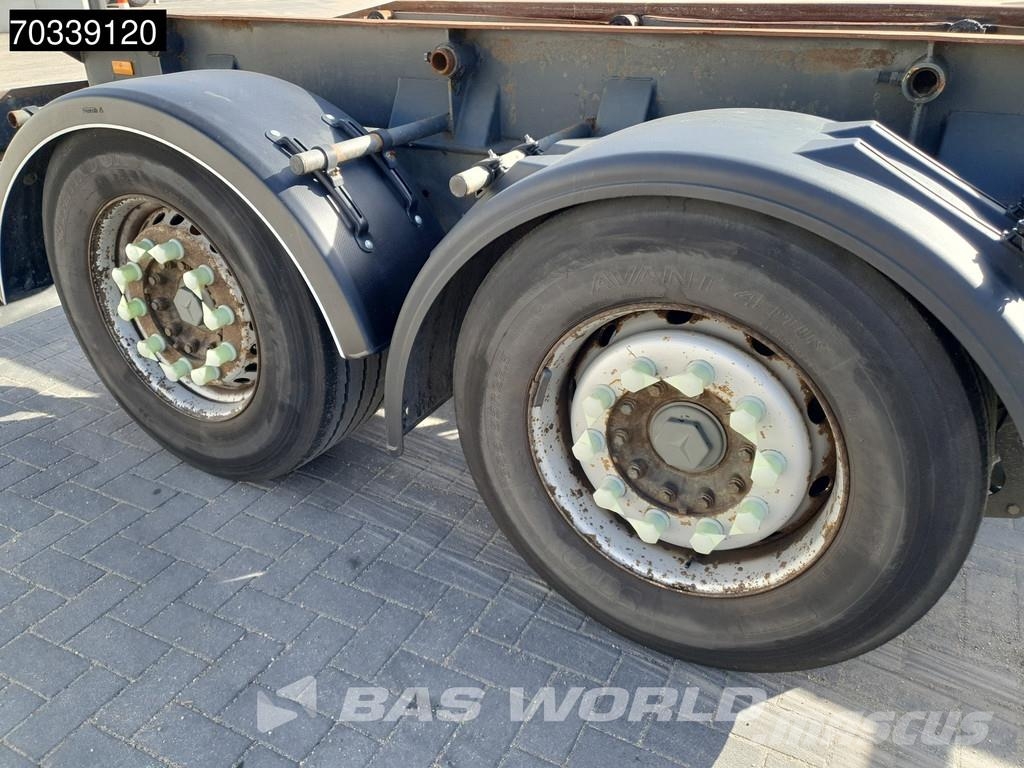 Bulthuis ADGA 10 3 axles APK 09/27 Lift+Steering Axle Containerchassis