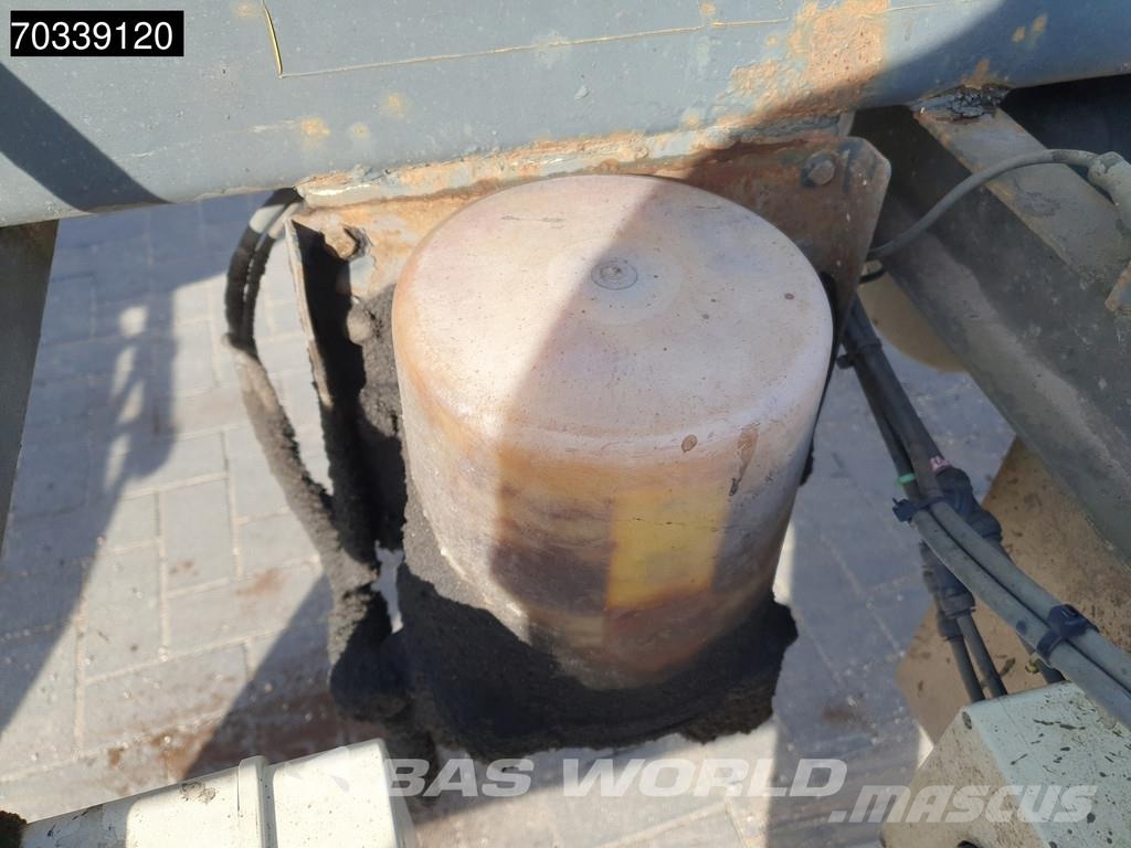 Bulthuis ADGA 10 3 axles APK 09/27 Lift+Steering Axle Containerchassis