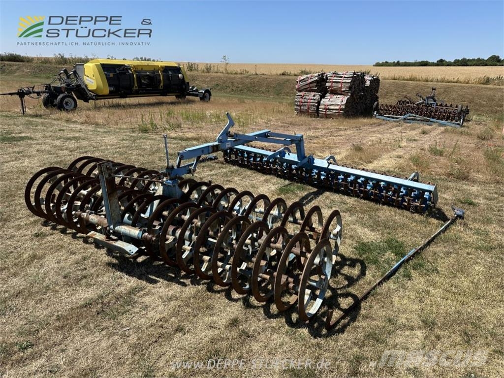 Lemken Doppel-Ringpacker mit Krümelwalze Drugi valjarji