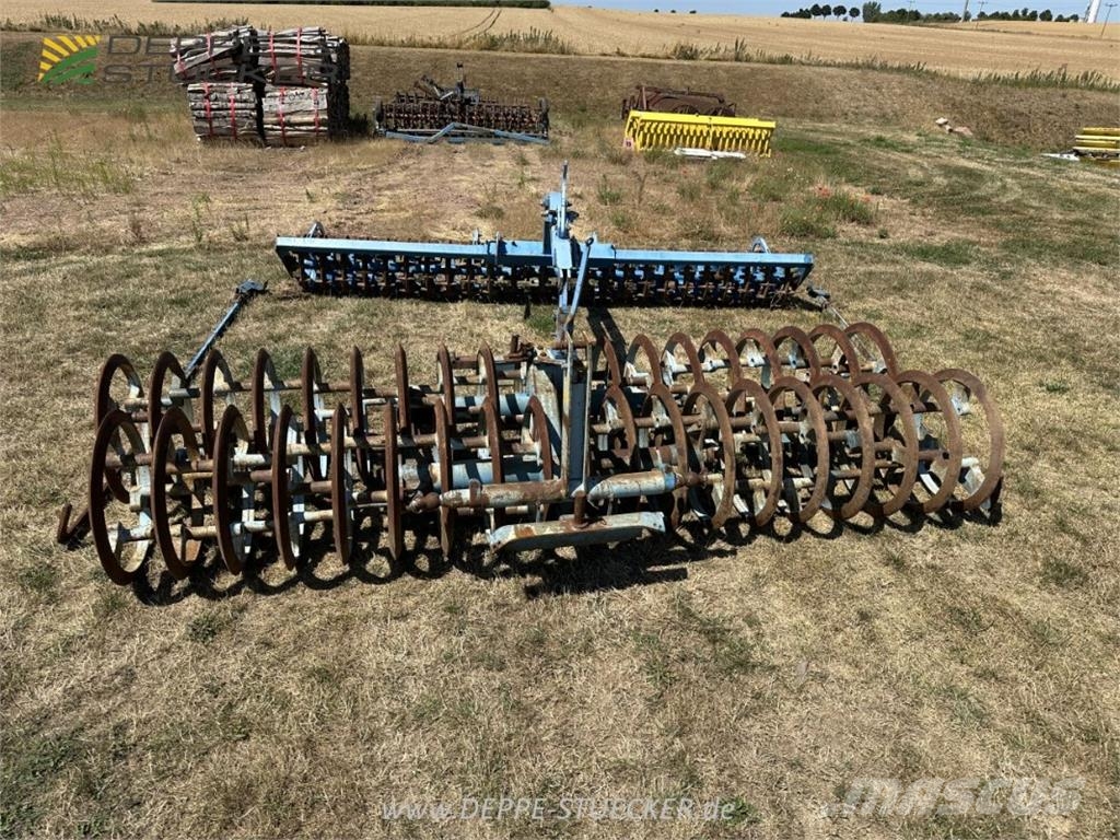 Lemken Doppel-Ringpacker mit Krümelwalze Drugi valjarji