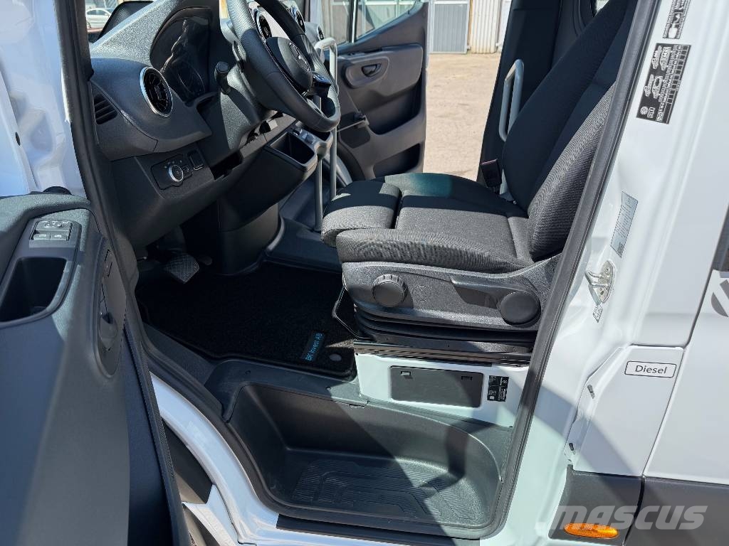 Mercedes-Benz Sprinter 517 buss 19 p Lift Mikroautobusai