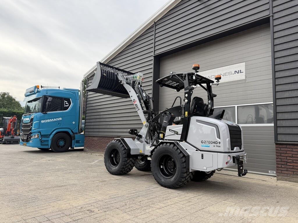 GiANT G2700 X-TRA HD+ shovel / kniklader NIEUW signaalgr Kolesni nakladalci