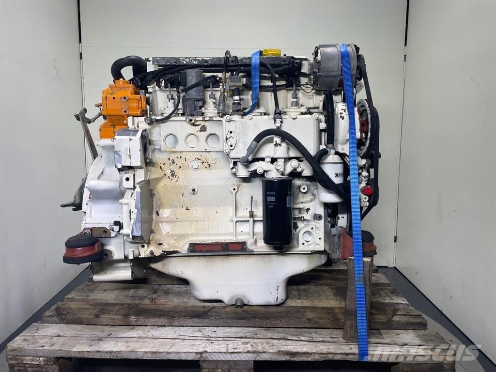 Liebherr A316-5009656-Deutz BF4M1013E-Engine/Motor Motoren