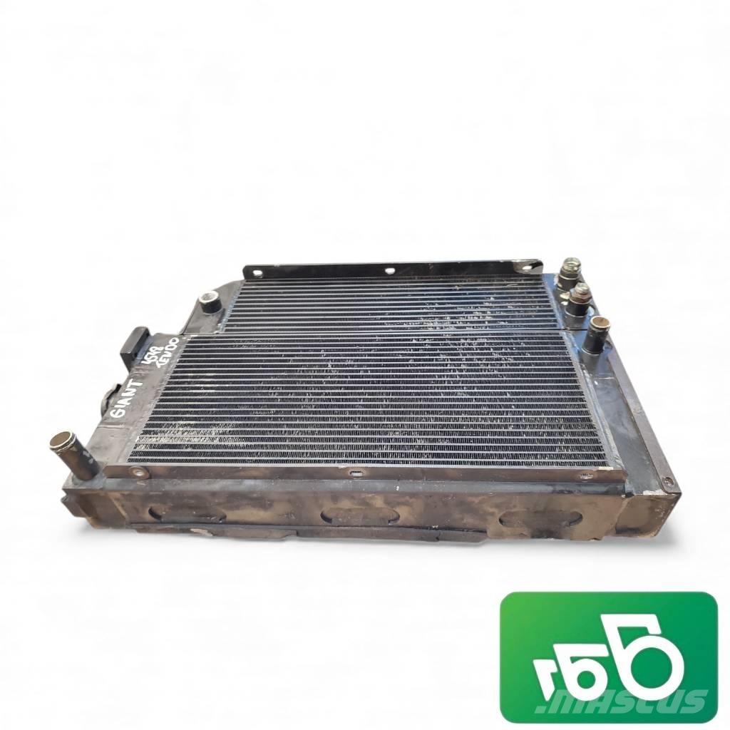 GiANT Tendo 4548 Radiator Radiatoriai