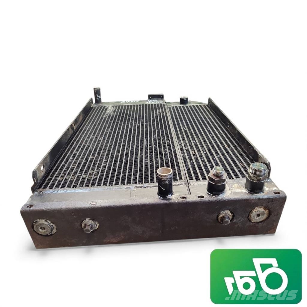 GiANT Tendo 4548 Radiator Radiatoriai