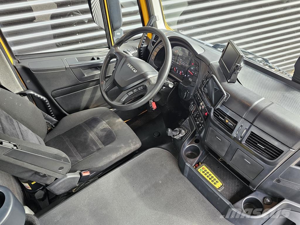 Iveco AD320S42 8x2 / RETARDER / WINCH / AUTO-TRANSPORTER Hinausautot