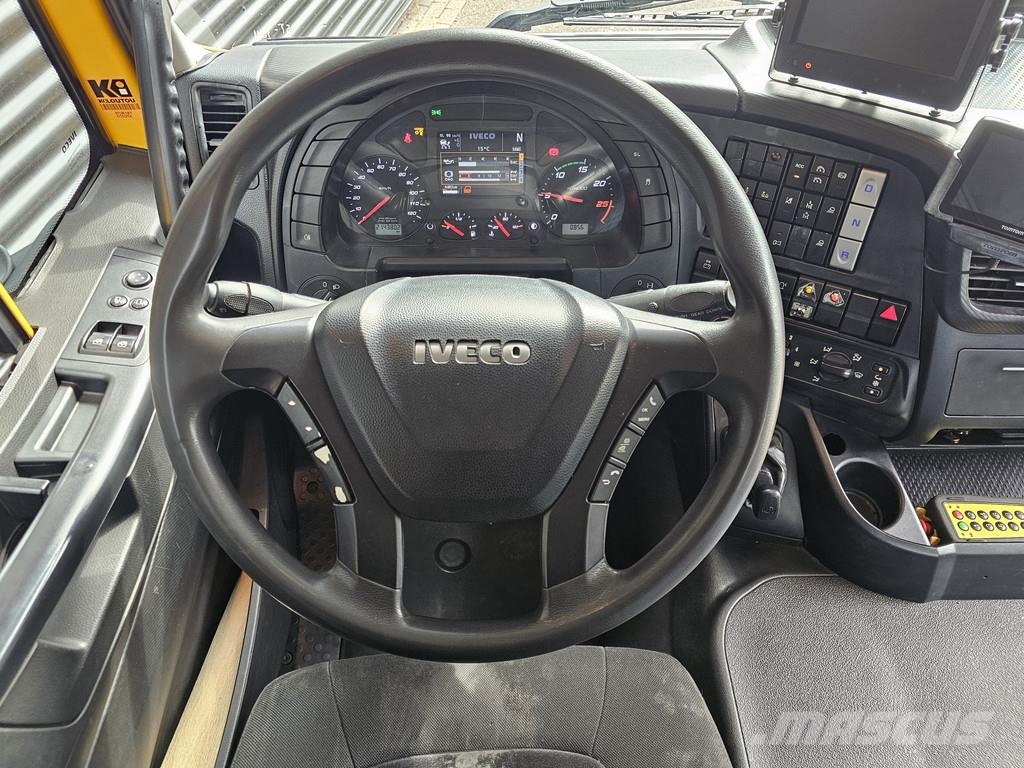 Iveco AD320S42 8x2 / RETARDER / WINCH / AUTO-TRANSPORTER Hinausautot