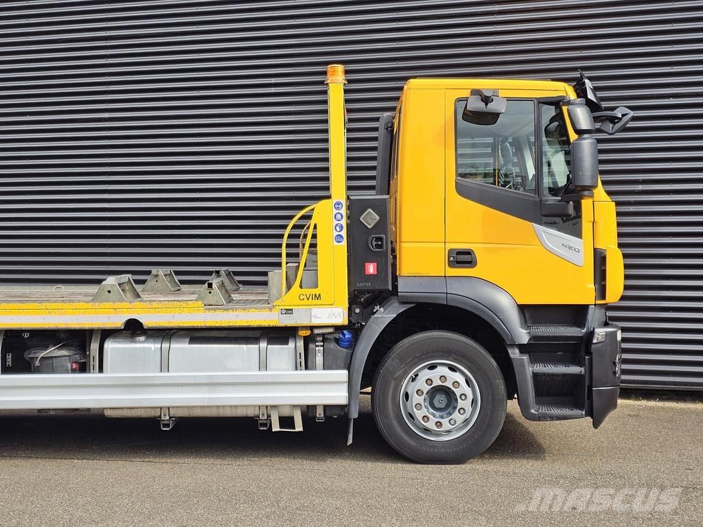 Iveco AD320S42 8x2 / RETARDER / WINCH / AUTO-TRANSPORTER Hinausautot