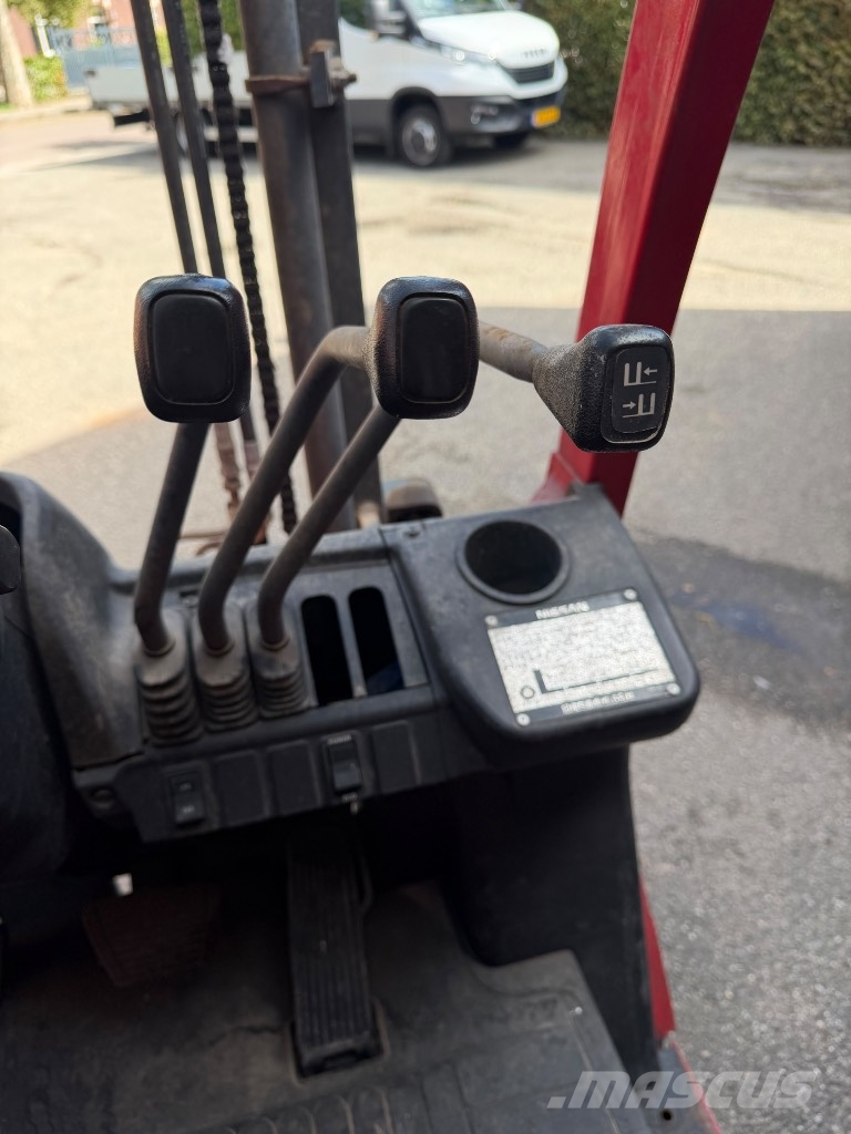 Nissan EBTP1 F1 LPG forklifts