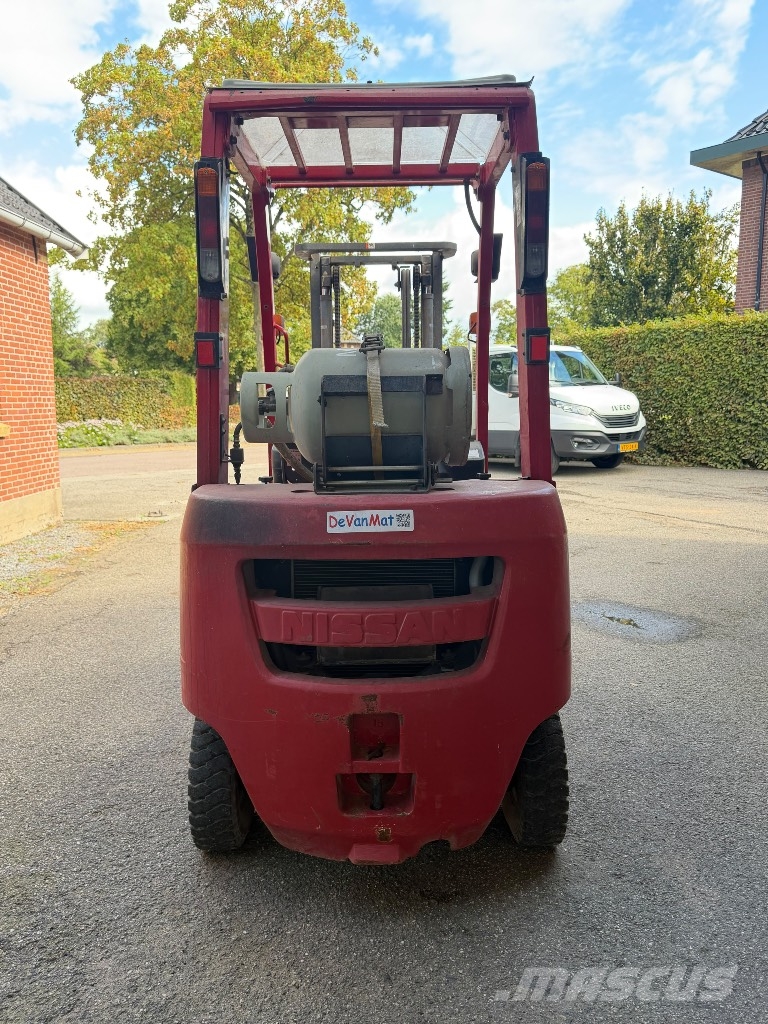 Nissan EBTP1 F1 LPG forklifts