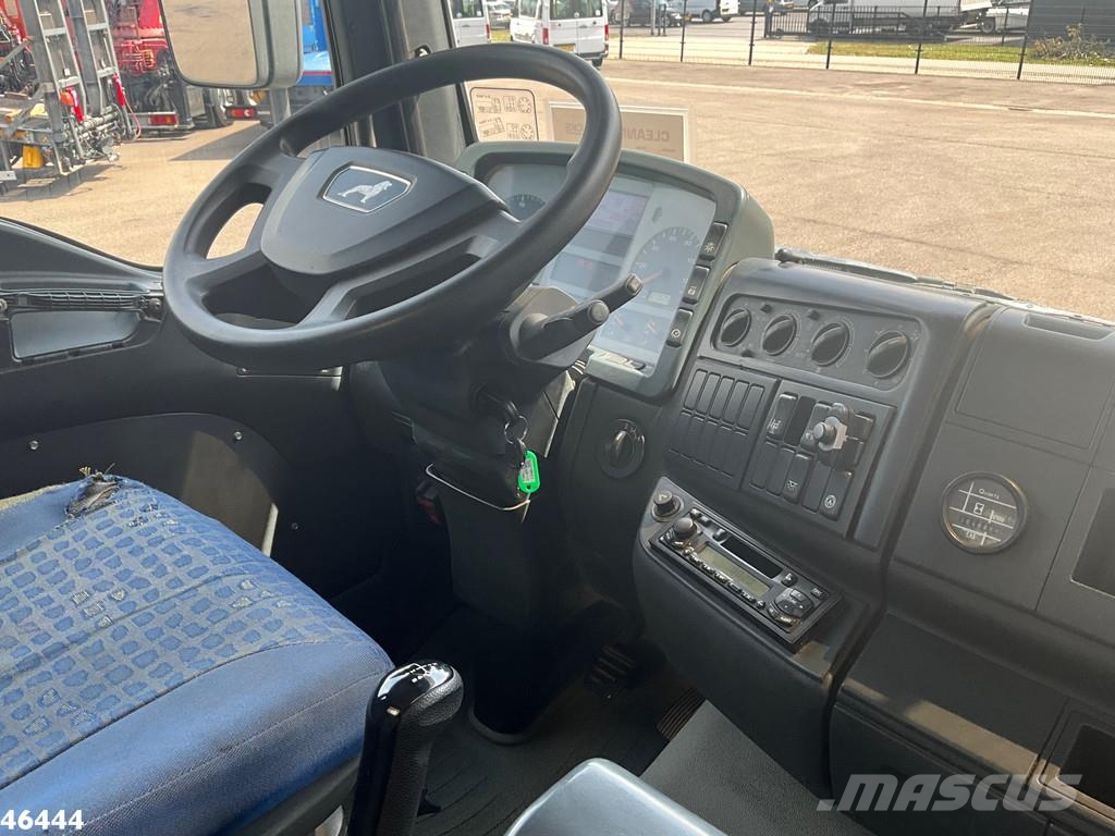 MAN TGA 41.363 8x4 Manual Full steel Hiab 80 Tonmeter Ciągniki siodłowe