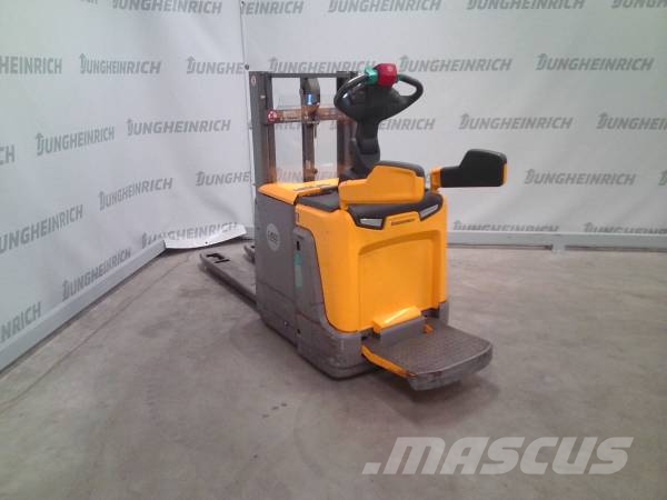 Jungheinrich ERD 220 LI-ION شاحنات مناولة ذاتية الدفع