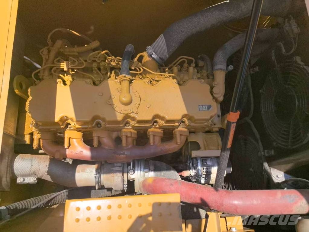 CAT 323 Raupenbagger