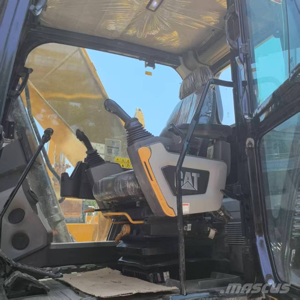 CAT 323 Raupenbagger