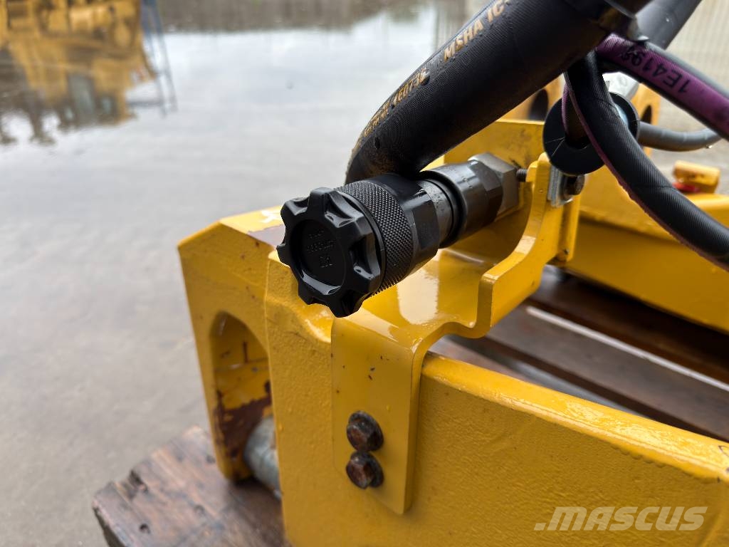 Volvo ISO - Caterpillar 938K / 938M / 938 Lundberg Ταχυσύνδεσμοι