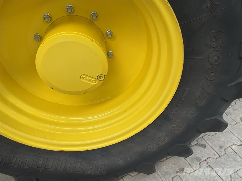 John Deere 6215R Tratores Agrícolas usados