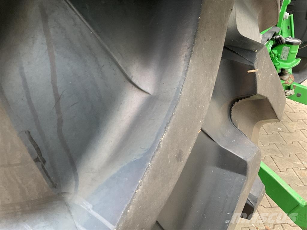 John Deere 6215R Tratores Agrícolas usados