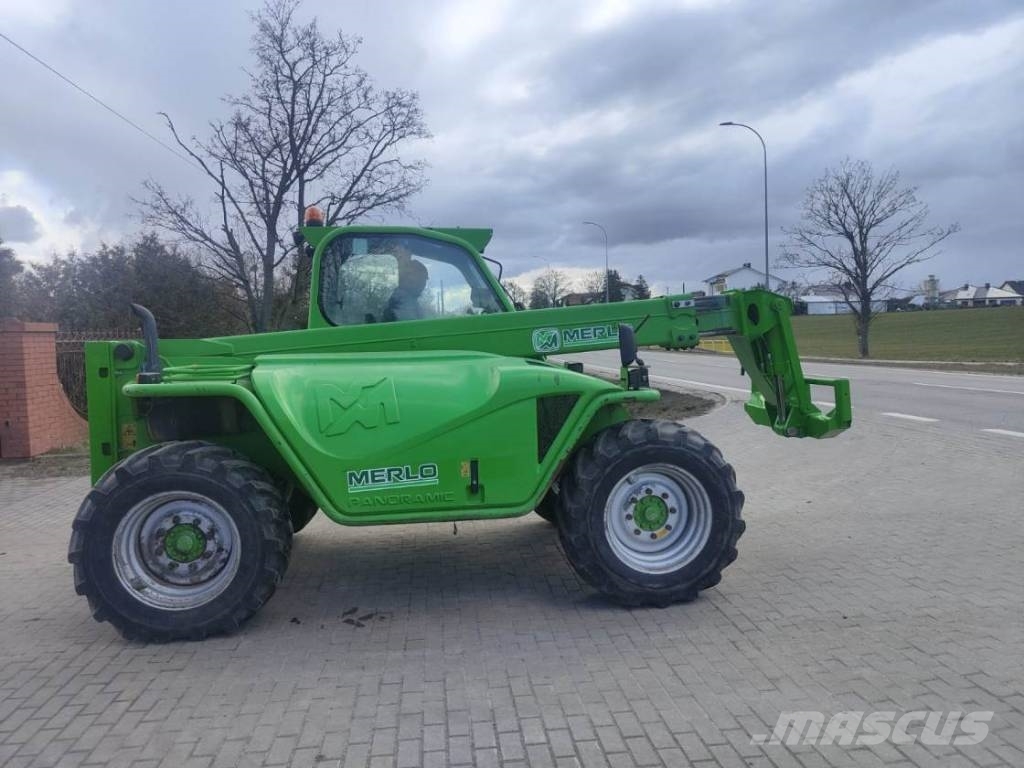 Merlo P 40.7 Tarimsal teleskopik yükleyiciler