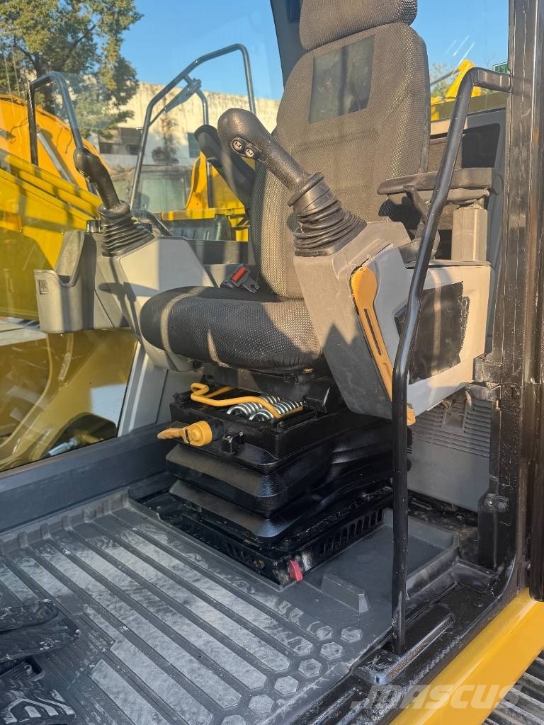 CAT CAT323 履带挖掘机