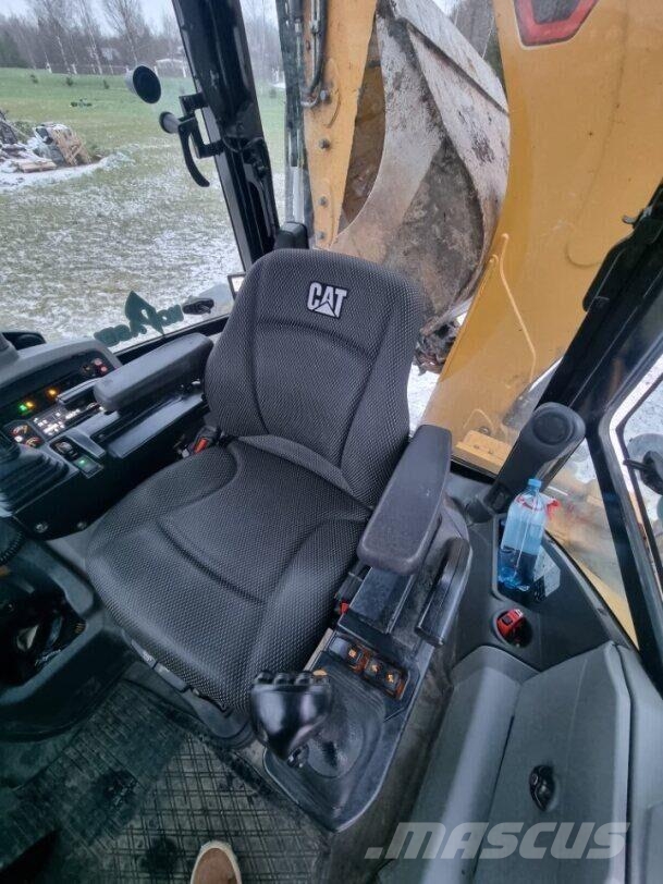 CAT 444 Tiltrotator Retroescavadoras