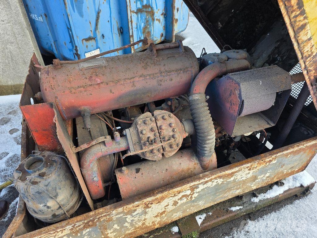 Deutz F2L912 Compressors