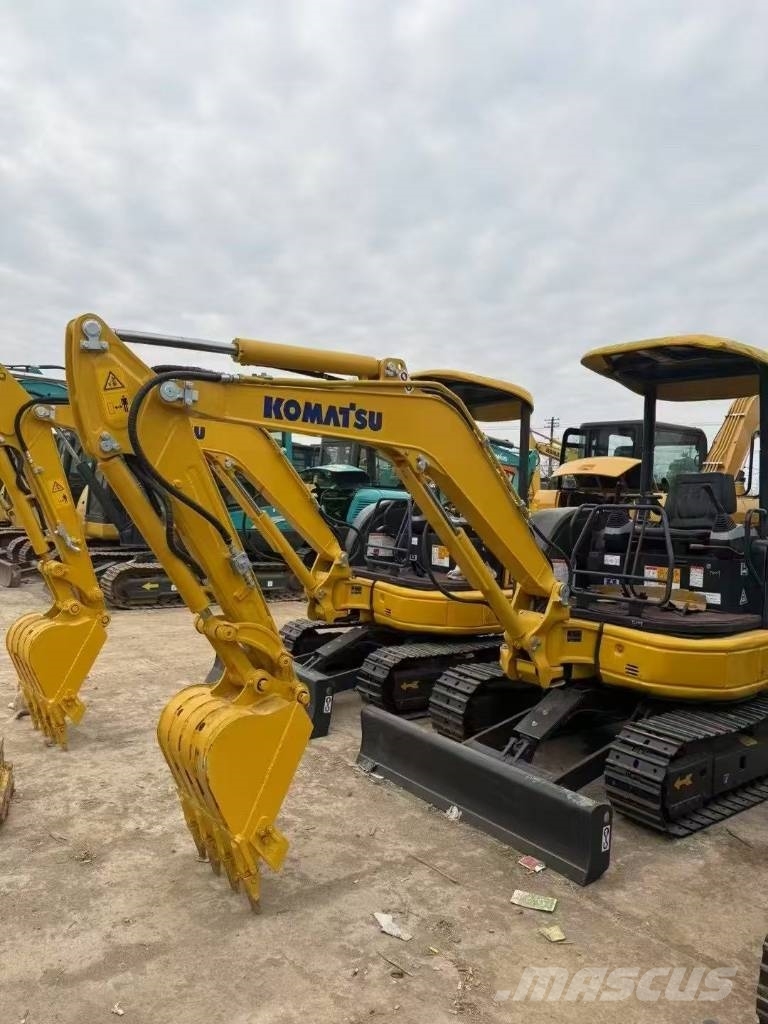 Komatsu 30 Εκσκαφείς με ερπύστριες