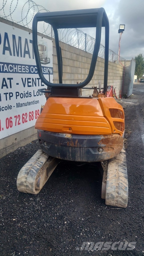 Kubota U 20 Sijos ir savivarčiai
