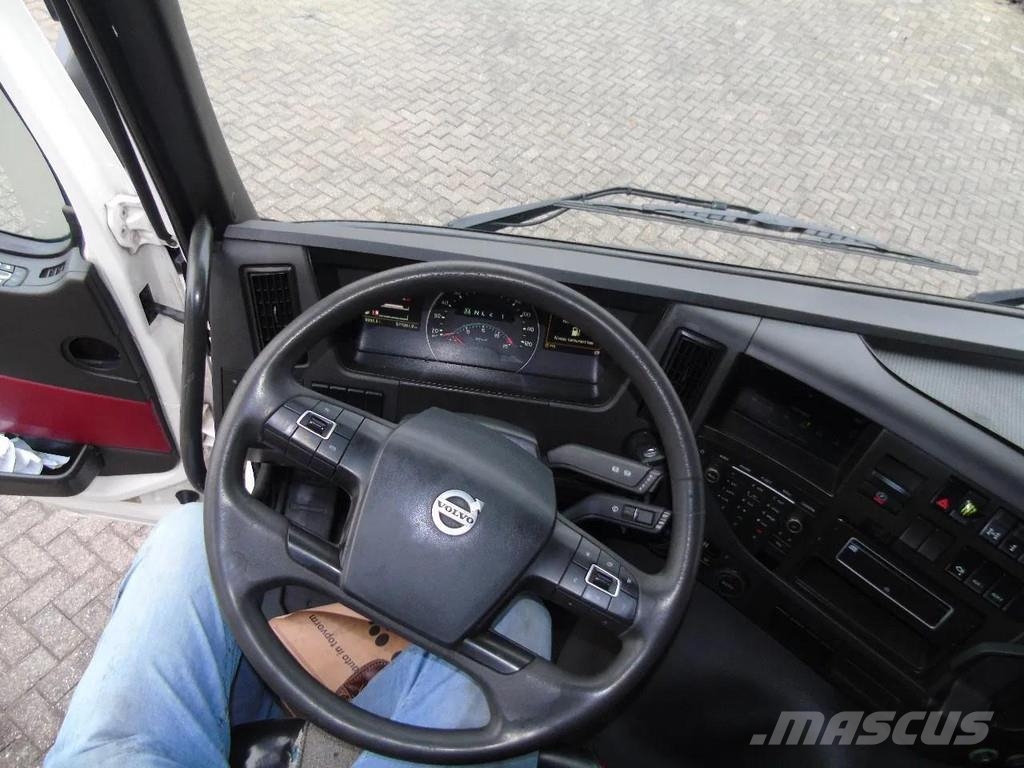 Volvo FMX 500 + 4x4 + HMF 4020 5x + JIB 4x 30 METER + RE Trækkere