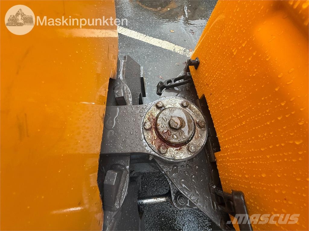 Belos Transgiant Komunālās mašīnas