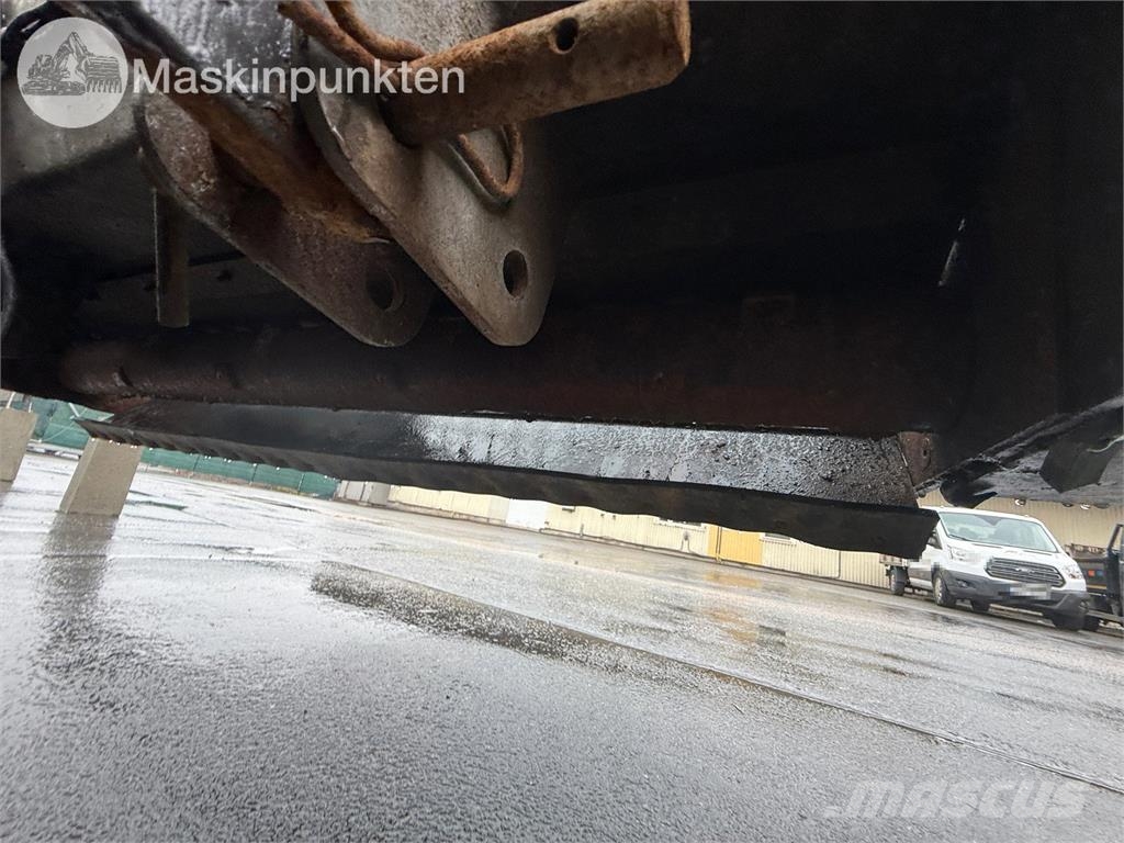 Belos Transgiant Komunālās mašīnas