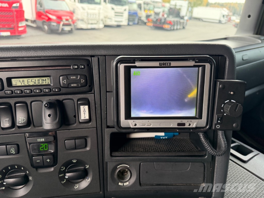 Scania P 230 Umpikorikuorma-autot