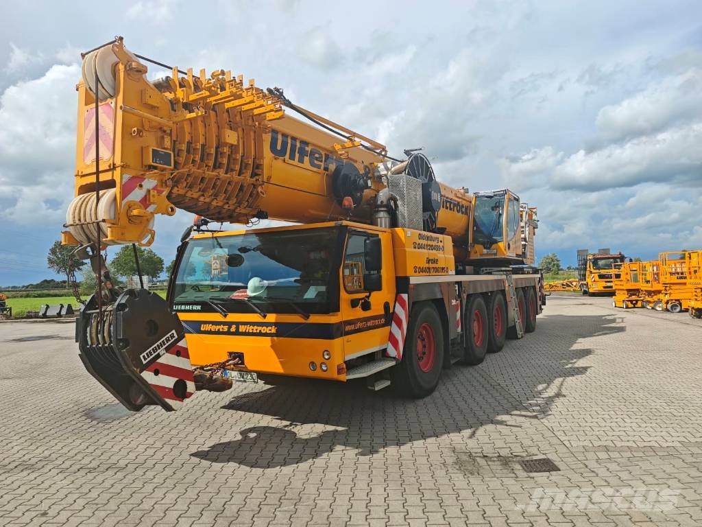 Liebherr LTM 1230-5.1 全路面起重機/吊車