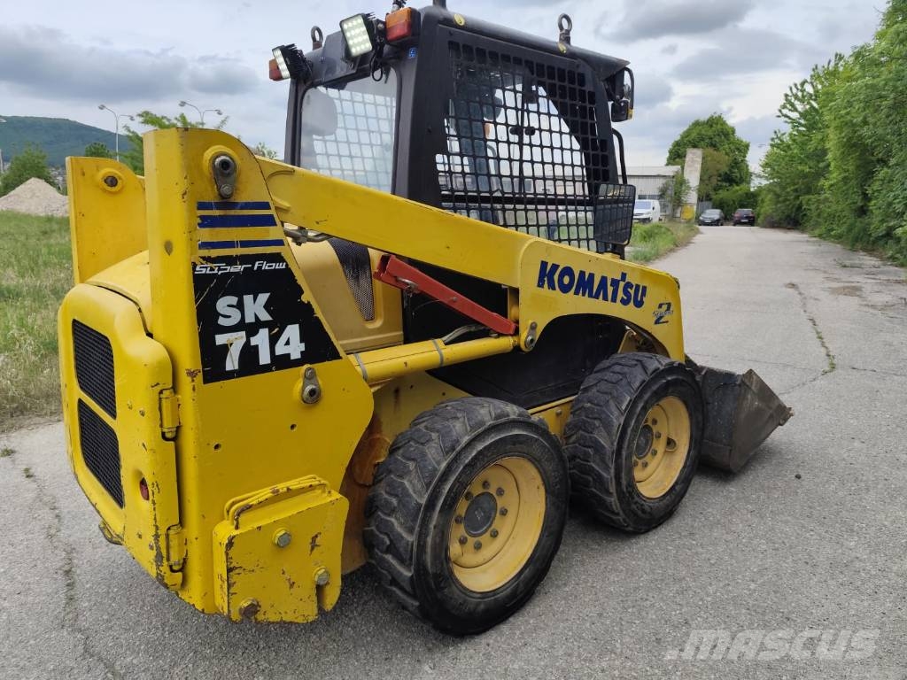 Komatsu SK 714 Kompaktlastare