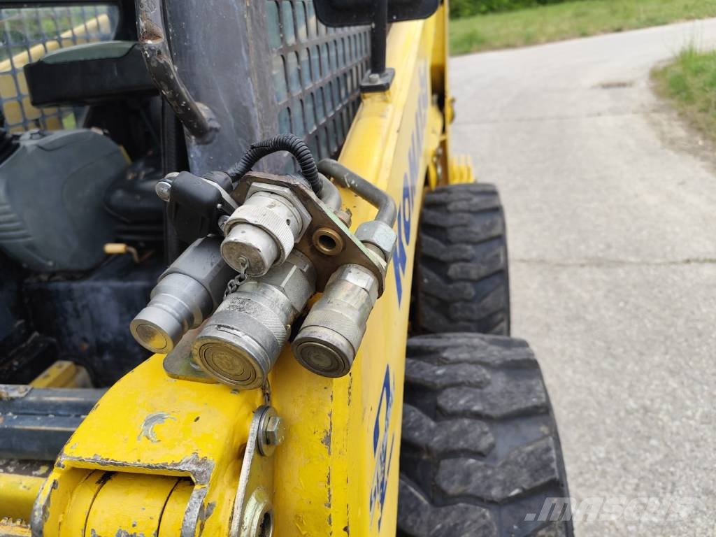 Komatsu SK 714 Kompaktlastare