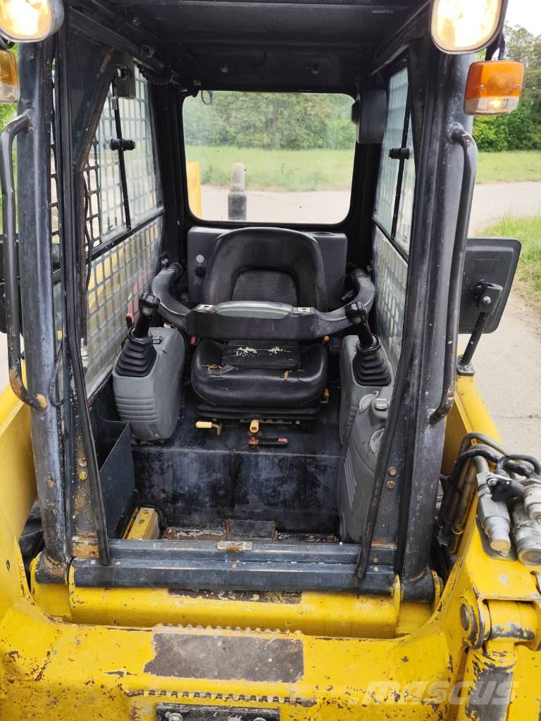 Komatsu SK 714 Kompaktlastare