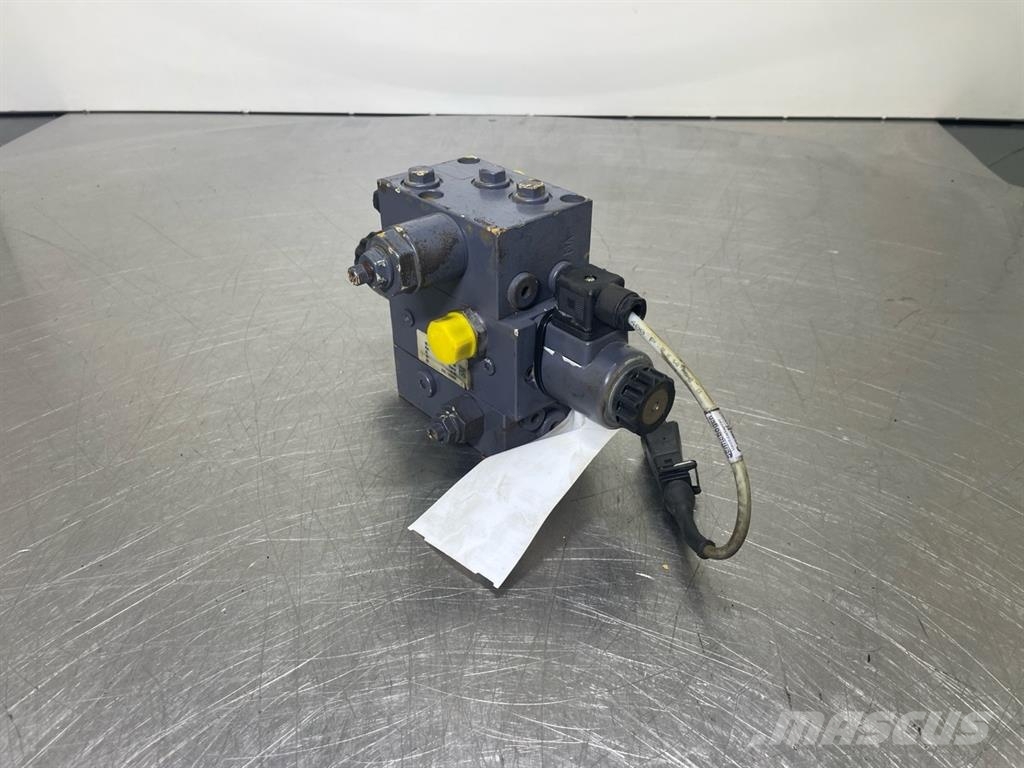 Sennebogen 835E-166441-Valve/Ventile/Ventiel Гідравліка
