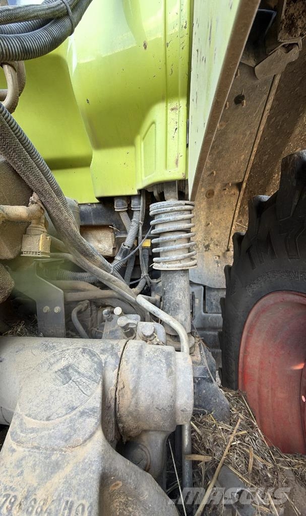 CLAAS AXION 810 曳引機