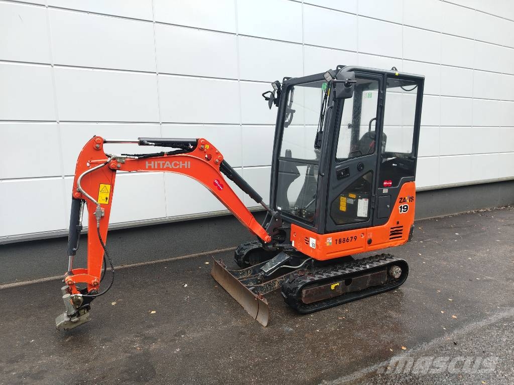Hitachi ZX19-5A Minigrävare < 7t