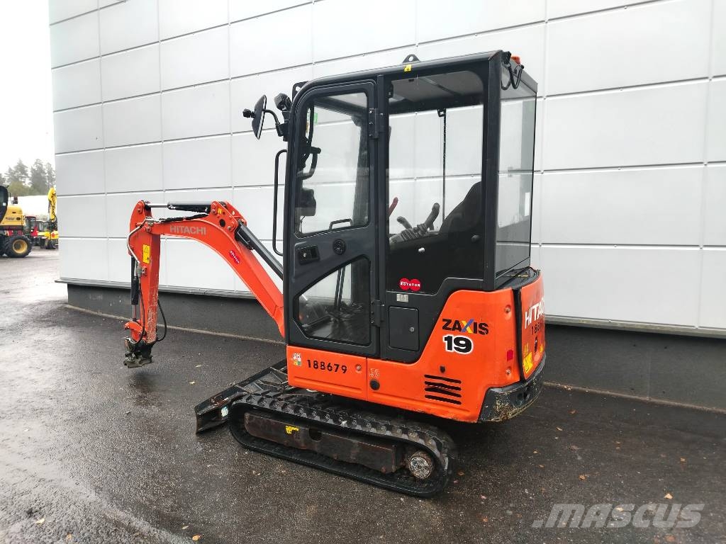 Hitachi ZX19-5A Minigrävare < 7t