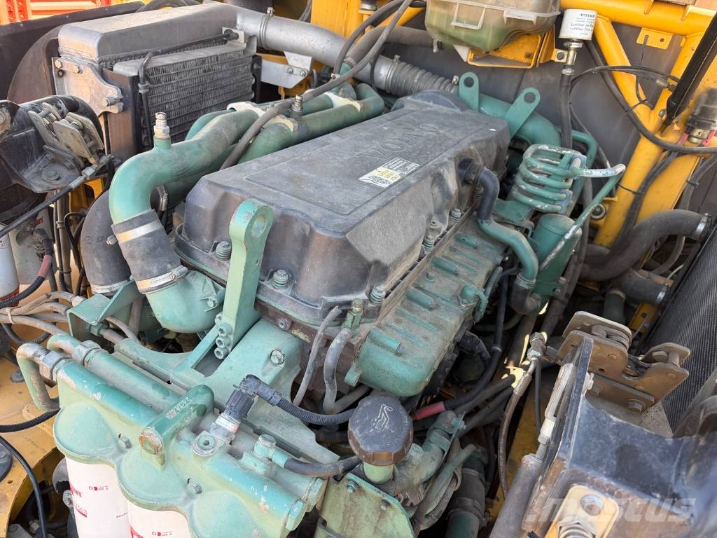 Volvo A 30 D ساحبات مفصلية
